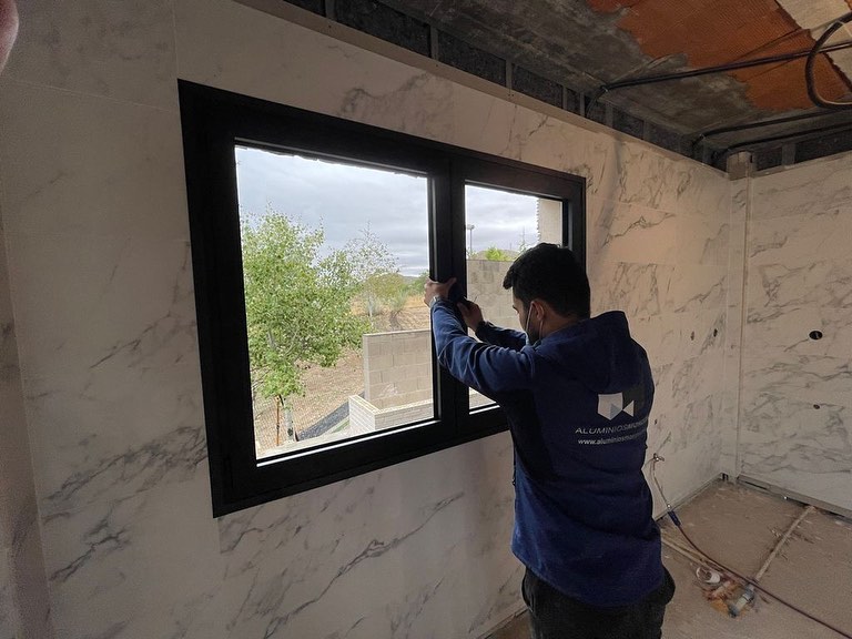 Colocación ventana aluminio